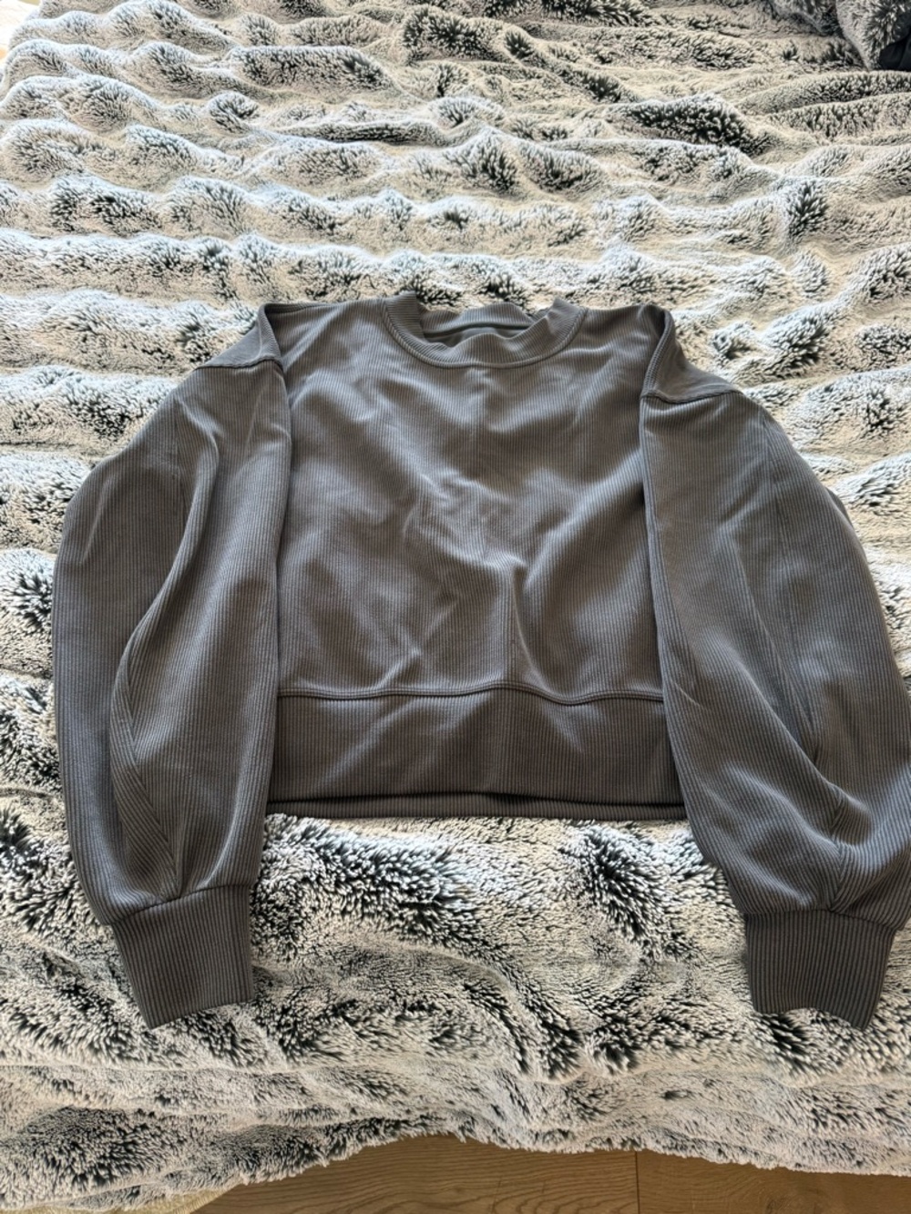 Lululemon Charcoal/Black Ribbed Softstreme Sweatshirt